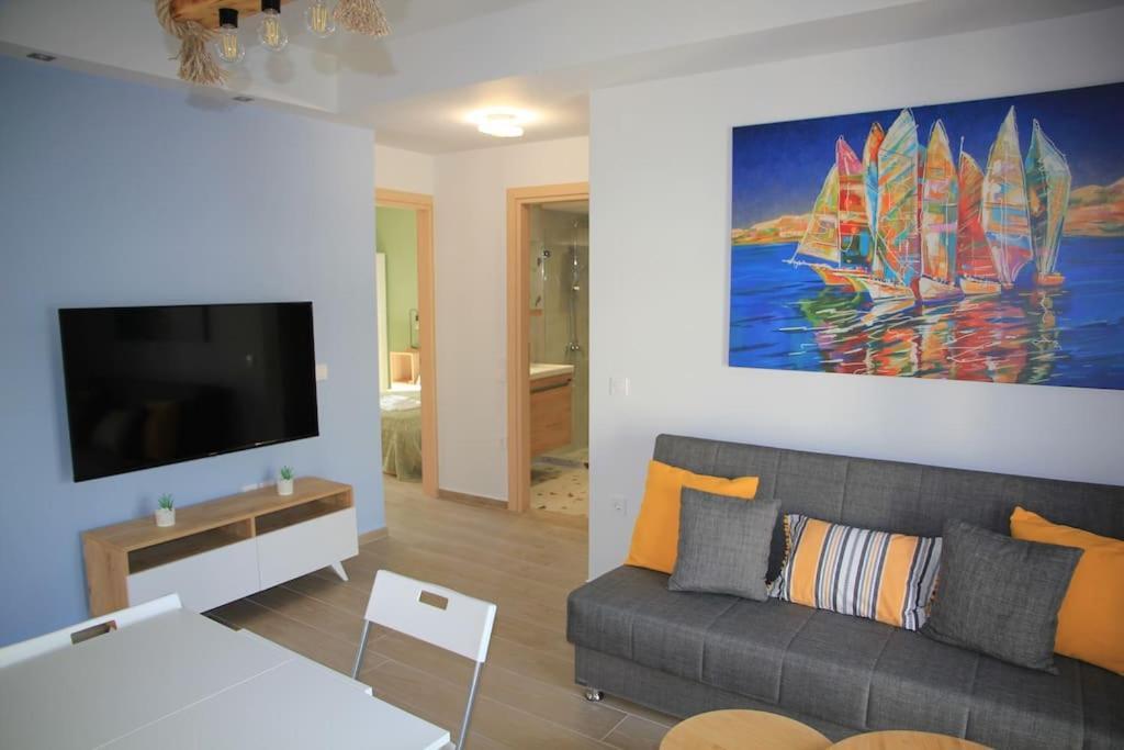 ארגוסטולי La Casita A Brand New Apartment In The Center מראה חיצוני תמונה